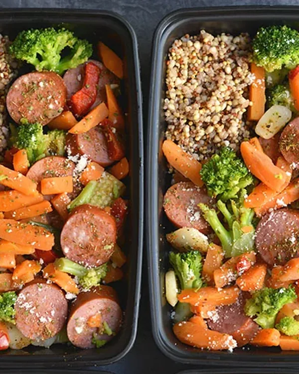 Salsiccia con verdure al forno